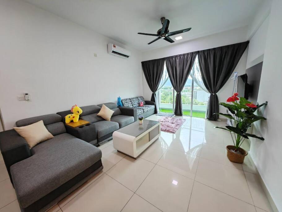 Pangsapuri Dfestivo Comfort 10pax 3room 3bth Ipoh