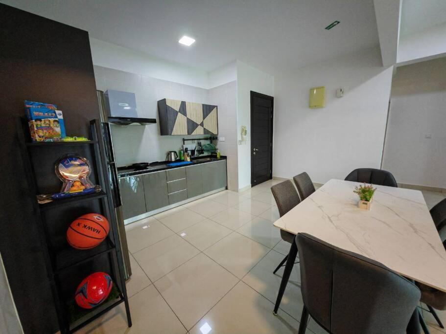 Pangsapuri Dfestivo Comfort 10pax 3room 3bth *